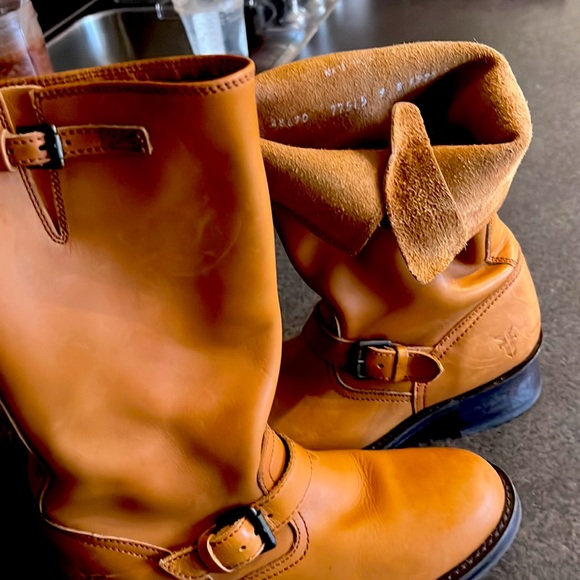 FRYE BOOTS - MID CALF - SIZE 9 - Picture 2 of 2